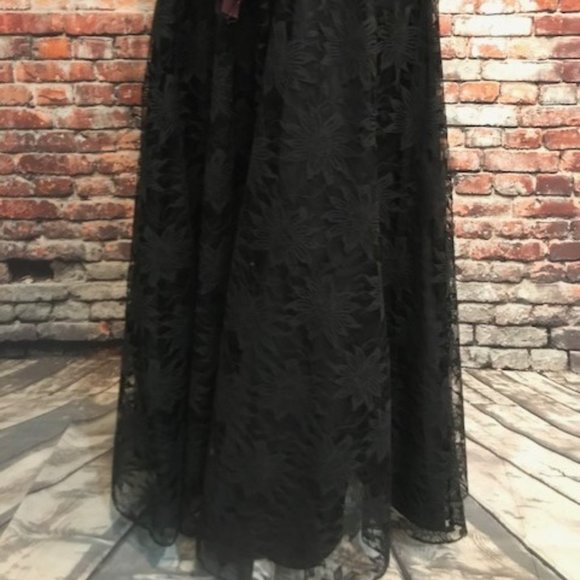 VTG Jolie Madame Black Velvet and Lace Dress - Picture 4 of 8